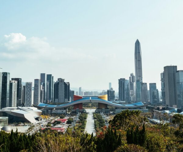 Južna Kina – Hong Kong, drevni gradovi i moderne metropole 03.05.-17.05.2027.