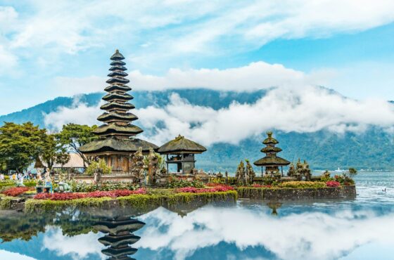 Indonezija – Sumatra, Java, Komodo i Bali 04.05.-17.05.2027.